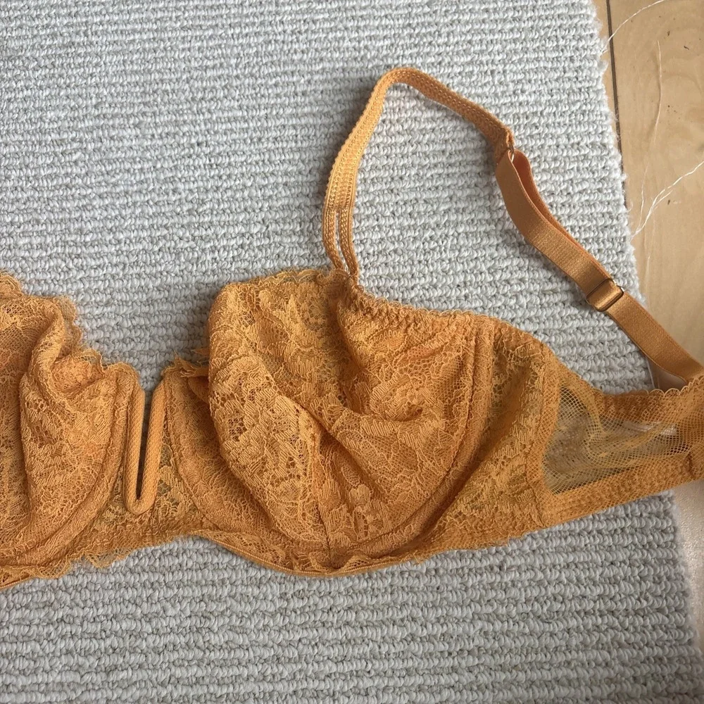 Auden Unlined Balconette Bra 34D Yellow Lace Underwire Unlined